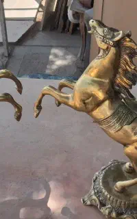 مجسمه و قندان برنجی