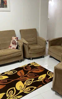 مبل ۷ نفره شیک و سالم، بسیار تمیز
