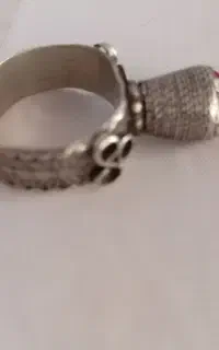 انگشتر زیبا و قدیمی