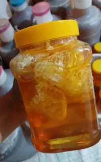 عسل طبیعی نمدار
