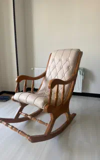 صندلی راک چوبی