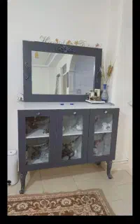 کنسول و جاکفشی