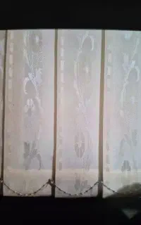 عمودی پنجره ۴۰۰