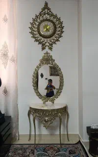 آیینه میز وساعت