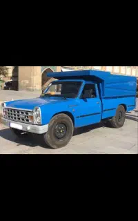 نیسان بار به همراه کارگر