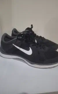 کتونی نایک اصل سایز 39