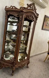 بوفه ویترین سلطنتی چوب گردو