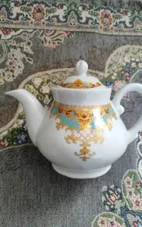 دوعدد قوری چینی