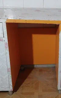میز مطالعه در حد نو