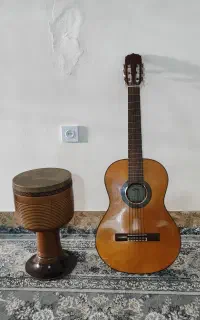 گیتار و تنبک