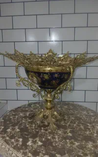 ظرف بزرگ جای میوه برنز