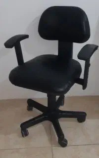 صندلی ، صندلی اداری ، صندلی جک دار و چرخ دار