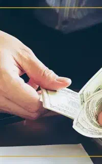 مامور وصول و کارپرداز