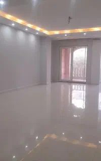 آپارتمان ۱۳۰ متری نوساز کلیدنخورده