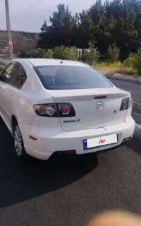 مزدا ۳ بی رنگ