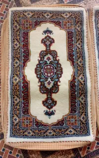 ۶عدد جلد پشتی اصل کرمانی و گلیم گرد