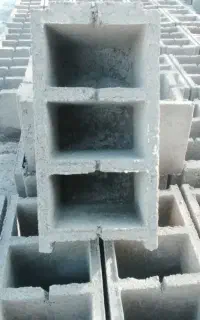 بلوک سیمانی و پوکه ای