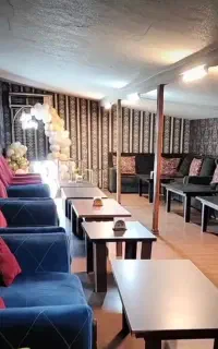 مبل و میز و صندلی کافه
