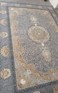 فرش ماشینی درحد نو هست