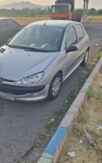 فروش یک دستگاه سواری ۲۰۶