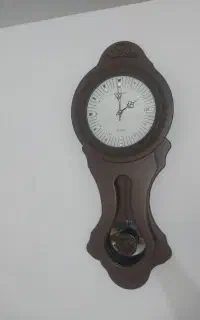 ساعت دیواری ارام گرد