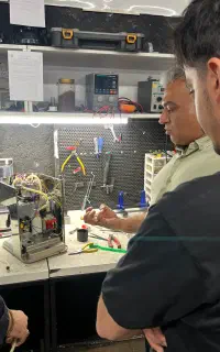 دوره تخصصی آموزش تعمیرات دستگاه‌های اسپرسوسازصنعتی