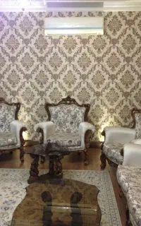 نصب کاغذدیواری و پوستر حرفه ای اقتصادی