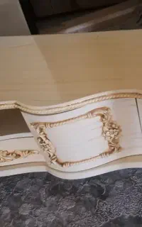 میز تلویزیون و آینه کنسول قدی