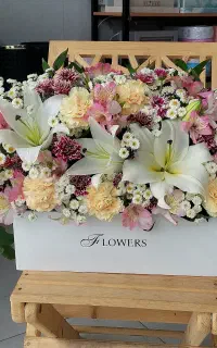 سبد گل طبیعی