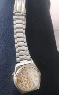 ساعت 3050