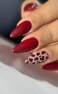 آموزش و خدمات کاشت ناخن پودر و ژل در پرند