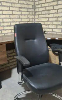 میز و صندلی اداری