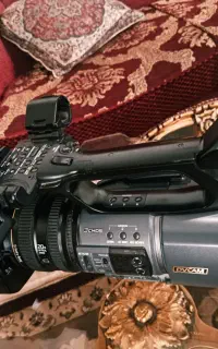 دوربین فیلم برداری حرفه ای سونی