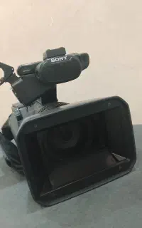 دوربین فیلم برداری nx5