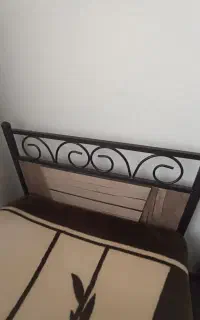 تخت خواب یکنفره