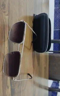 عینک آفتابی نو با جعبه