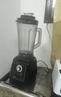 بلندر