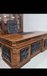 میز مدیریت کد ۸۹۵۵۵ صندلی کارمندی کد۷۹۱۱۱۱