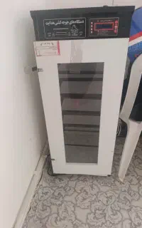 دستگاه جوجه کشی