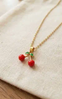گردنبند پینترستی آلبالو