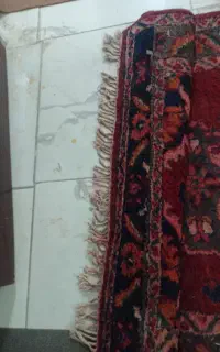 فرش دستباف محلی