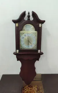 ساعت دیواری