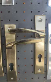 دستگیره درب اتاق عمده