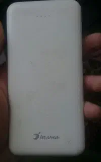 پاوربانک اصل ۶۴۰۰ هزار  قدرتمند