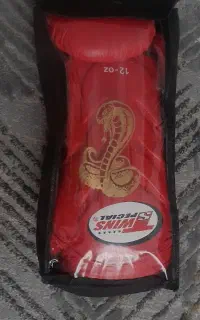 دستکش بوکس تویینز فوق حرفه ای