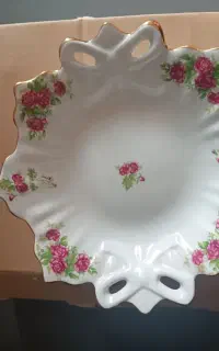 ظرف شیرینی گلسرخی2تا ، مارک مقصود، نو نو