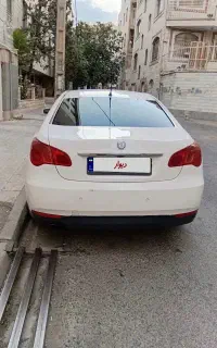 ام جی ۵۵۰
