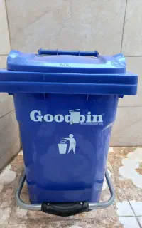 سطل زباله پدالی مدل Goodbin ظرفیت ۶۰ لیتر