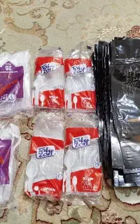 قاشق و چنگال یکبار مصرف و پاکت ترحیم