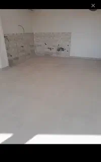 نظافت راه پله منزل انجام می شود